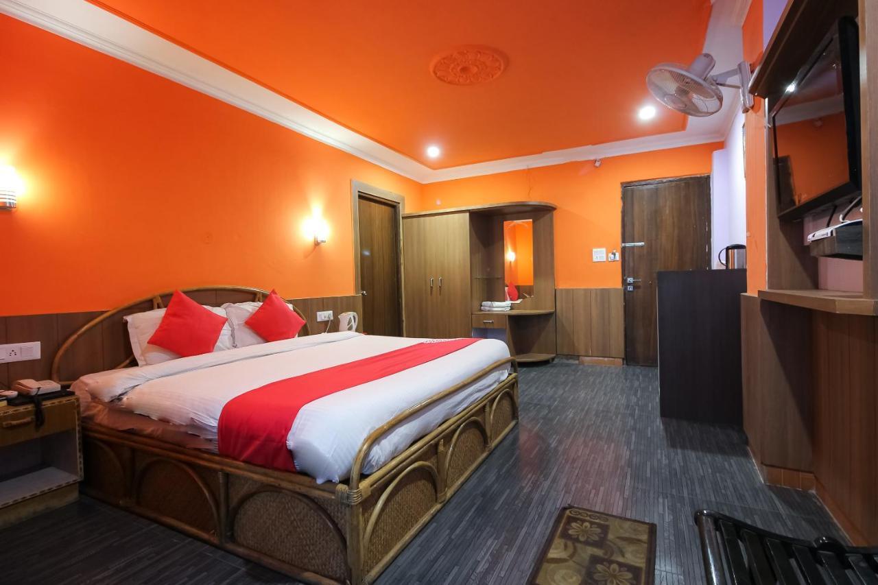 Oyo 8367 Hotel The Woodz Pālampur Exterior foto