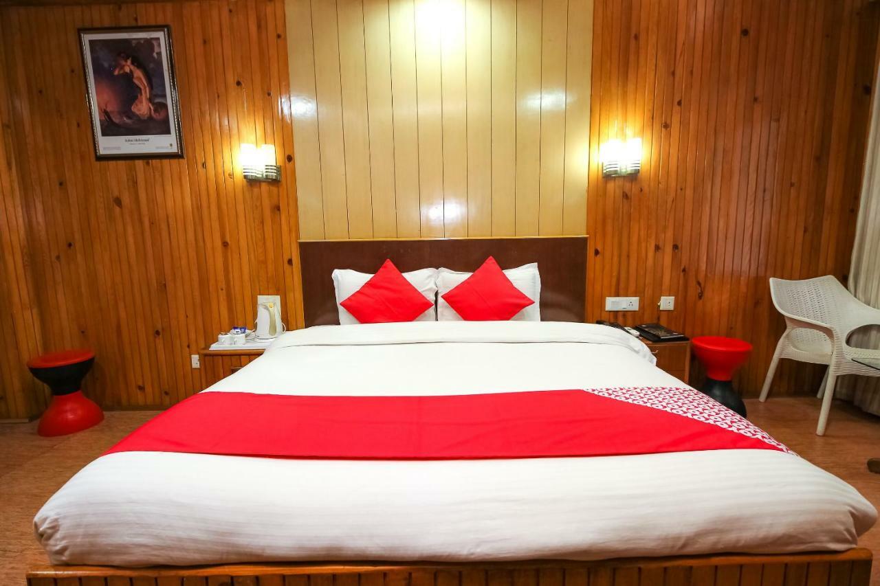 Oyo 8367 Hotel The Woodz Pālampur Exterior foto